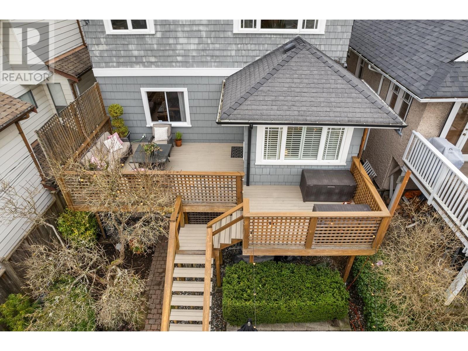 Listing Picture 16 of 37 : 3550 W 31ST AVENUE, Vancouver / 溫哥華 - 魯藝地產 Yvonne Lu Group - MLS Medallion Club Member