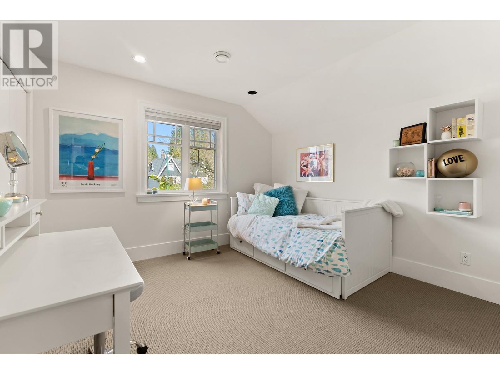 Listing Picture 21 of 37 : 3550 W 31ST AVENUE, Vancouver / 溫哥華 - 魯藝地產 Yvonne Lu Group - MLS Medallion Club Member