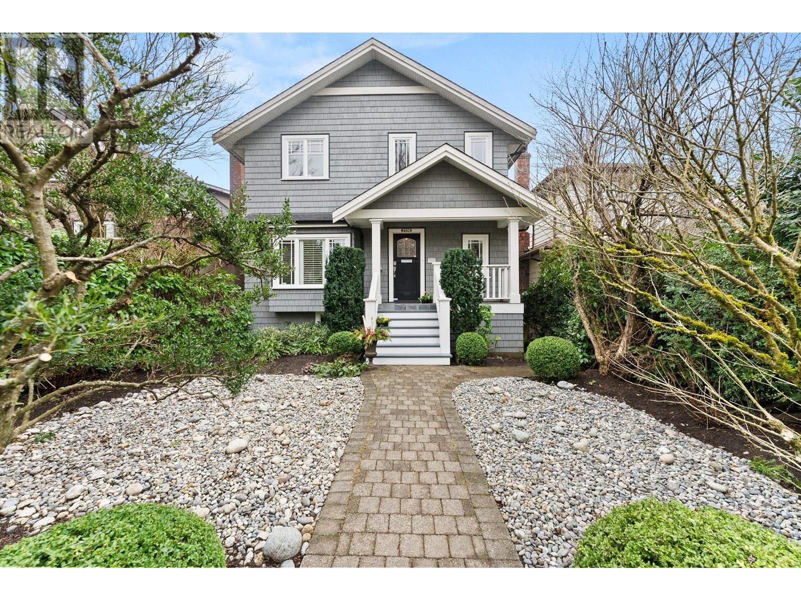 Listing Picture 34 of 37 : 3550 W 31ST AVENUE, Vancouver / 溫哥華 - 魯藝地產 Yvonne Lu Group - MLS Medallion Club Member