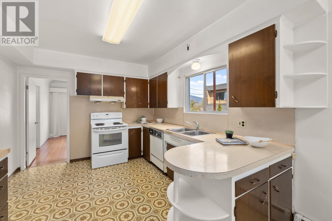 2880 Oxford Street, Vancouver, British Columbia  V5K 1N6 - Photo 15 - R2985916