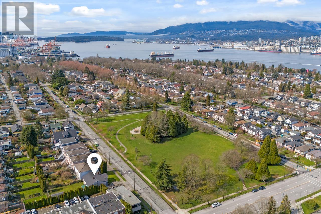 2880 Oxford Street, Vancouver, British Columbia  V5K 1N6 - Photo 2 - R2985916