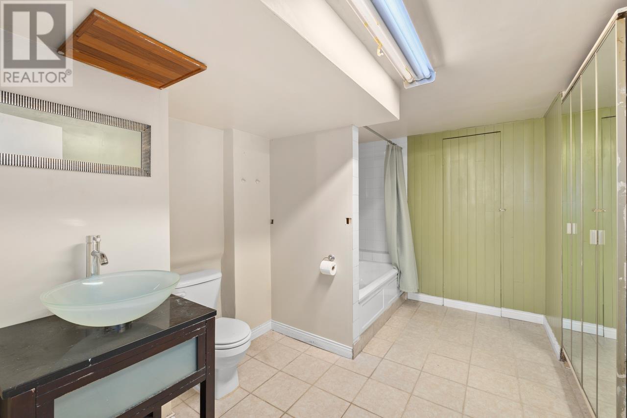 2880 Oxford Street, Vancouver, British Columbia  V5K 1N6 - Photo 25 - R2985916
