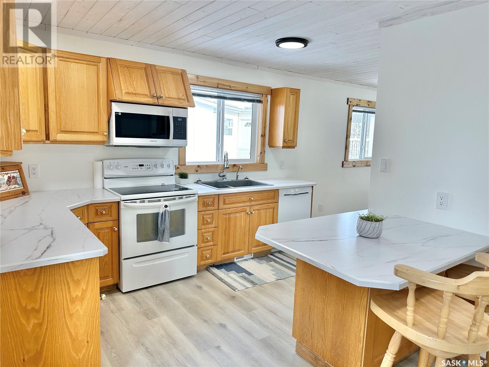 3 Morrow Place, Shell Lake, Saskatchewan  S0J 2G0 - Photo 6 - SK988100