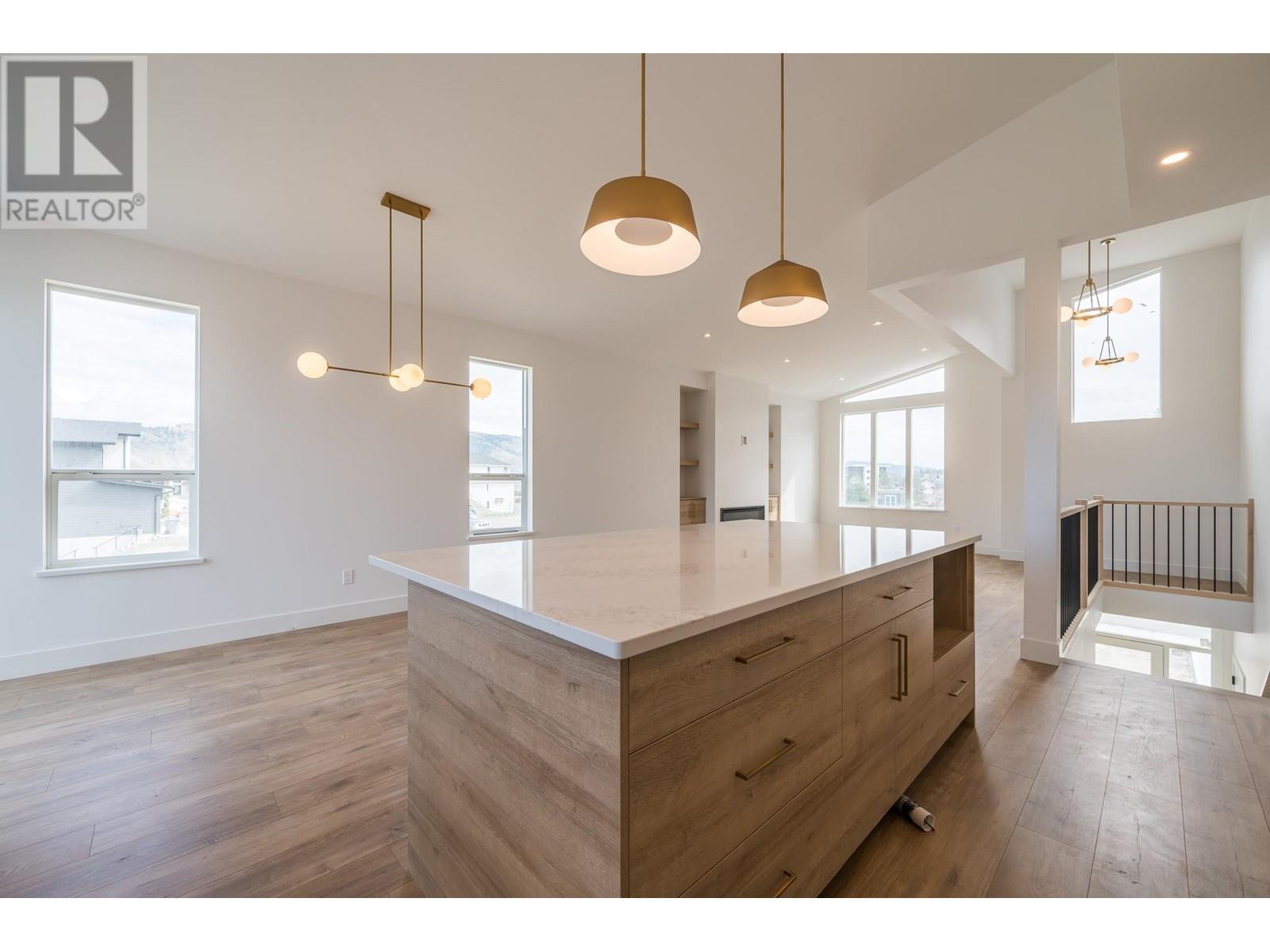 Property at 1609 Cordonier Place image 2