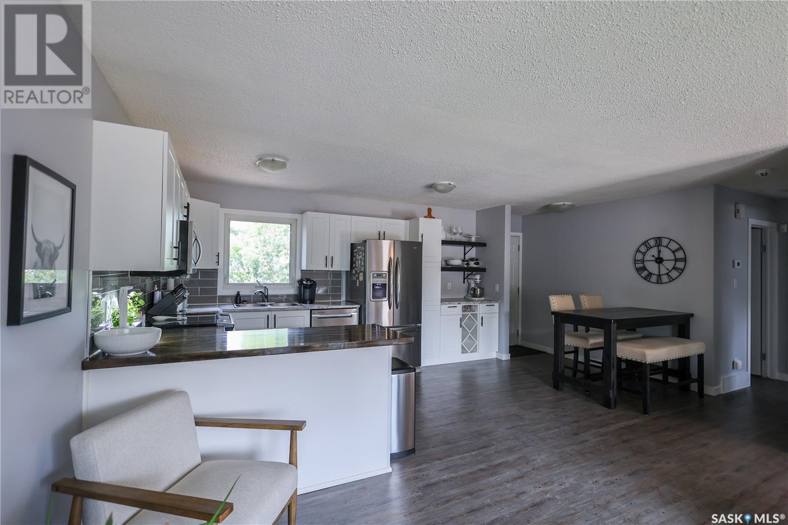 Property at 723 McCraney CRESCENT image 3