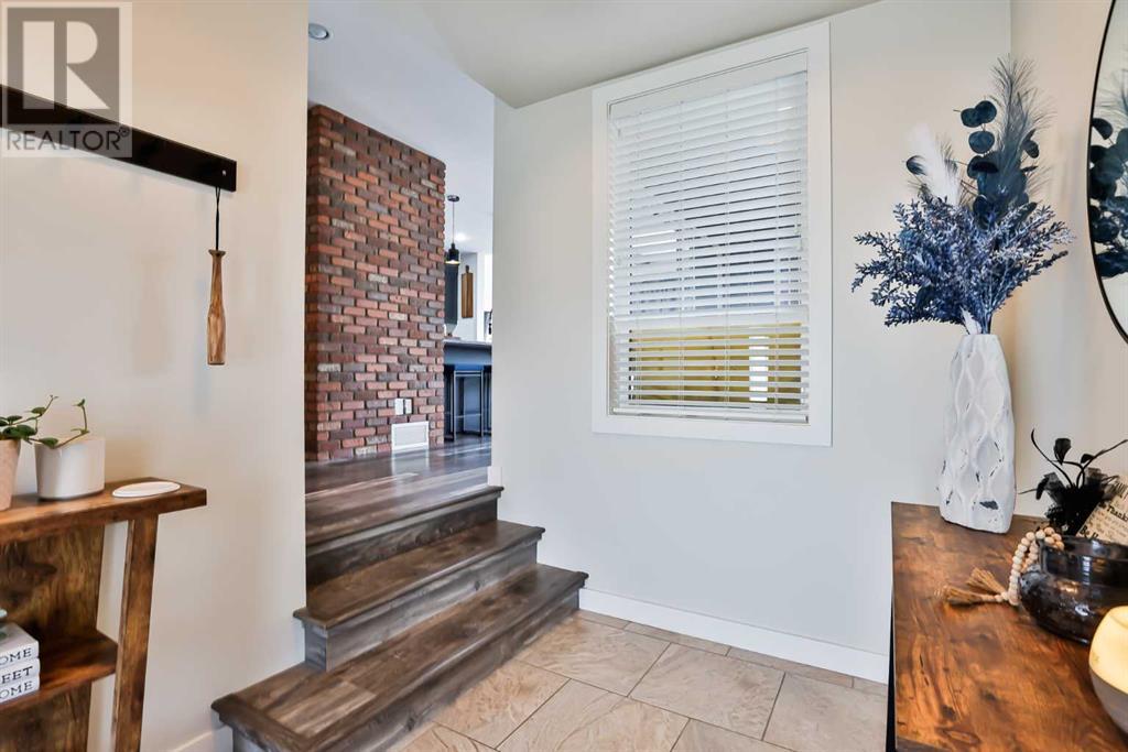 Property at 478 Devonia Way W image 3