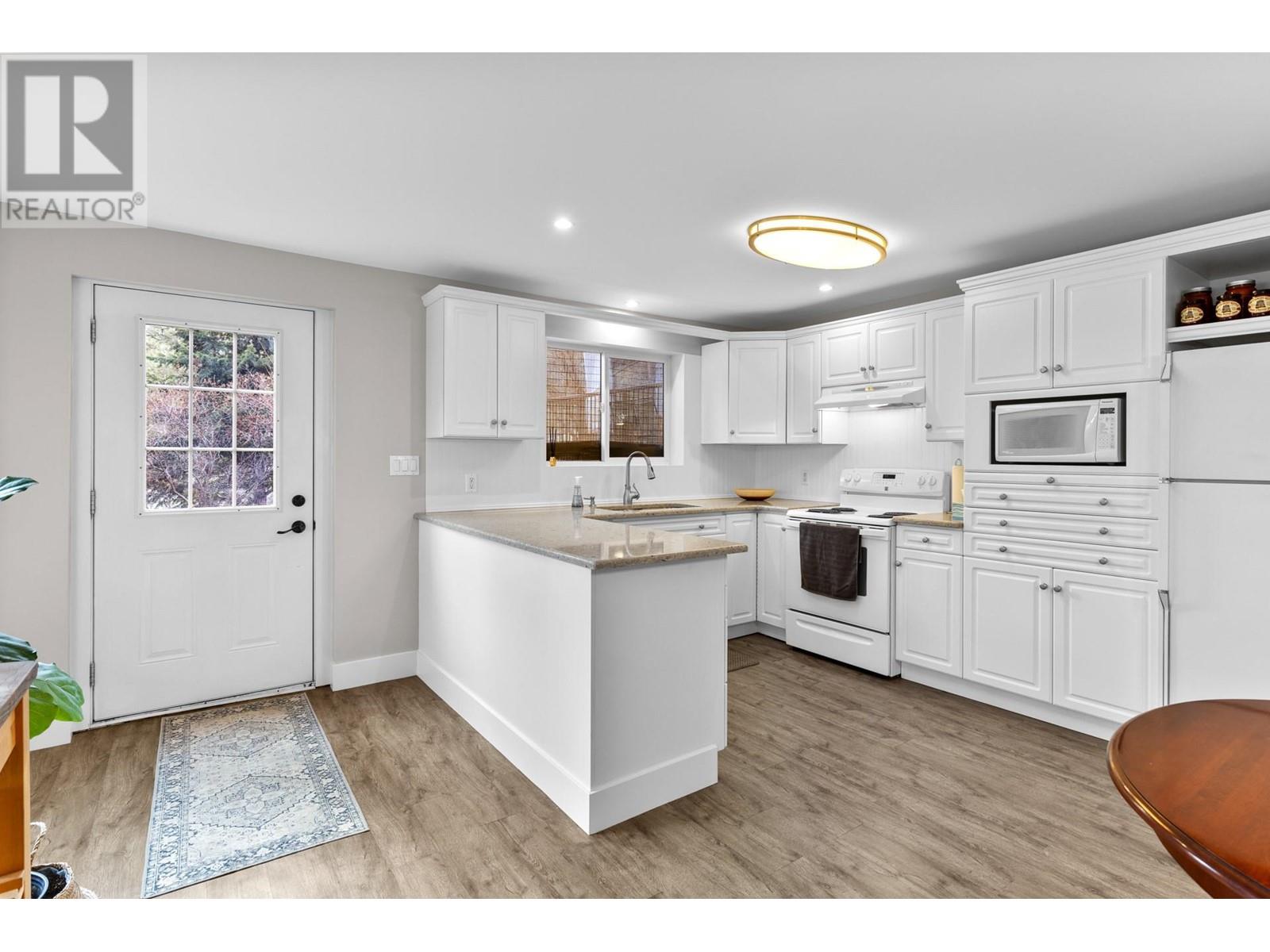 Property at 4996 Bradley Drive image 4