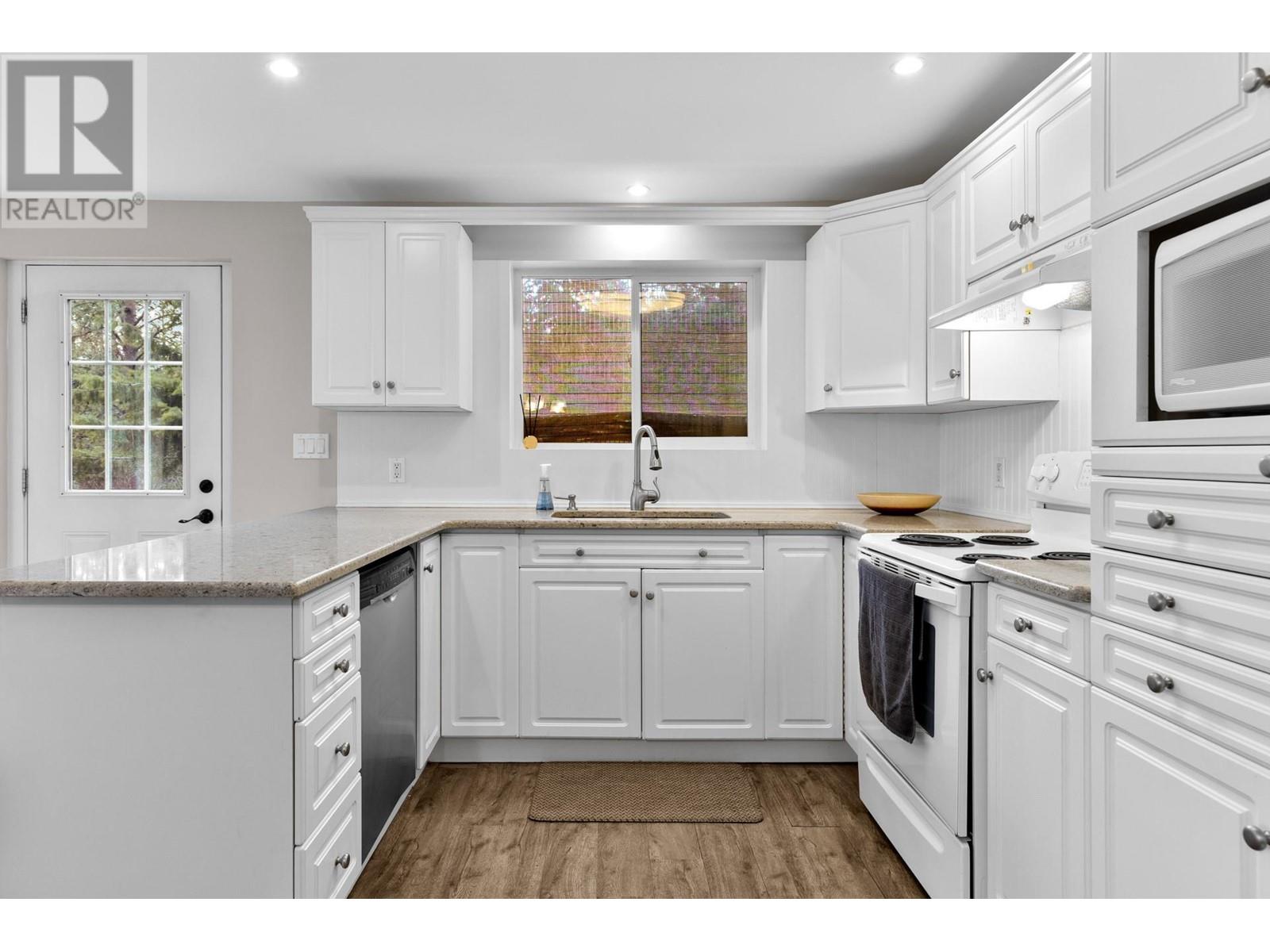 Property at 4996 Bradley Drive image 5