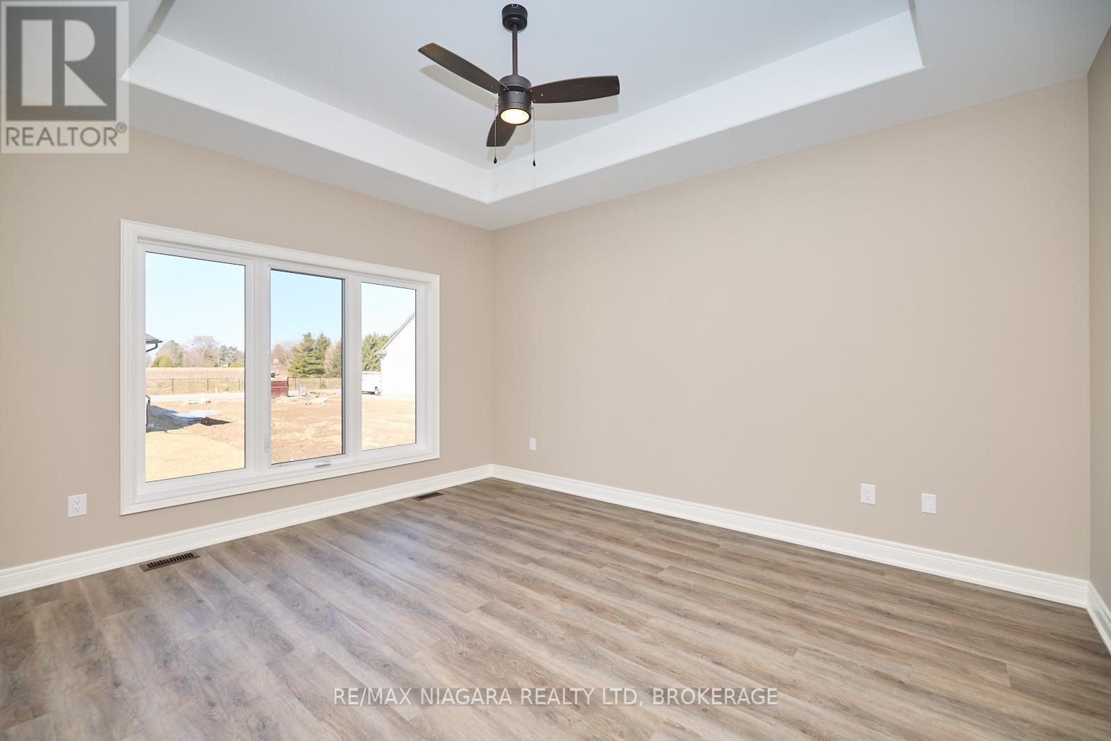 28 Harvest Drive, Niagara-On-The-Lake, Ontario  L0S 1J0 - Photo 23 - X12031197