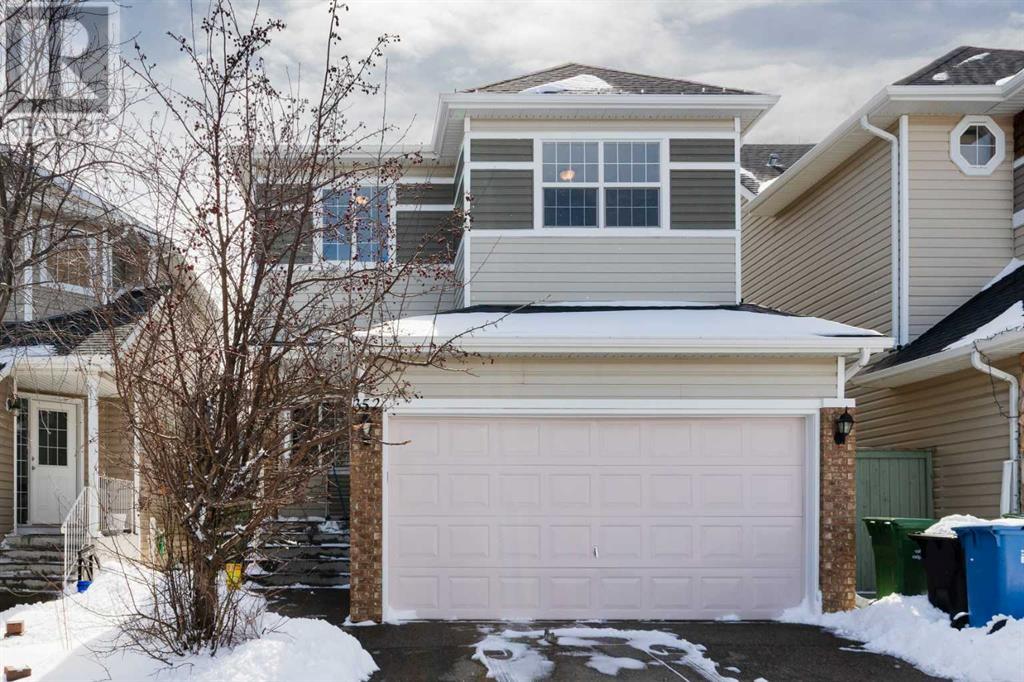 Property at 352 Royal Elm Road NW image 1