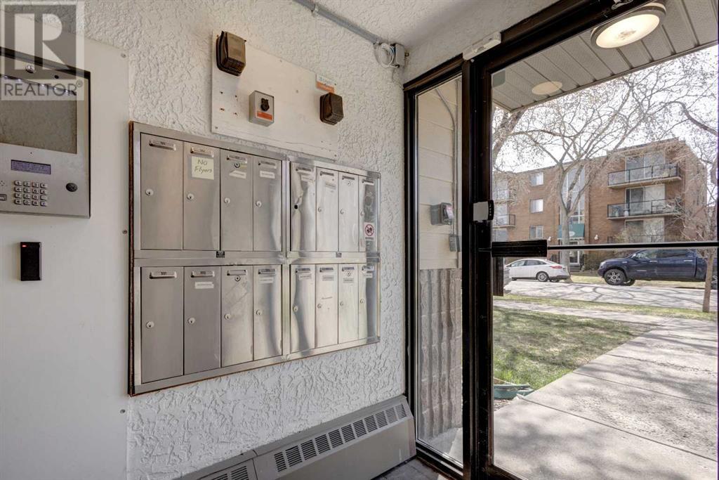 305, 310 4 Avenue Ne, Calgary, Alberta  T2E 0J3 - Photo 16 - A2216046
