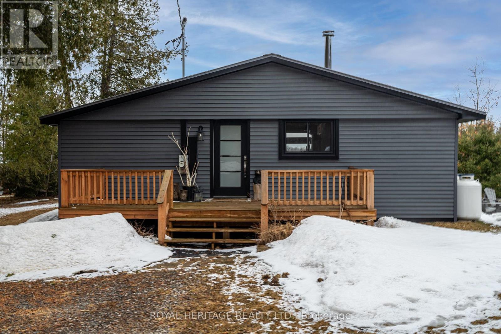 402 Steenburg Lake Road South Road S, Limerick, Ontario K0M 1W0 - Photo 2 - X12080814