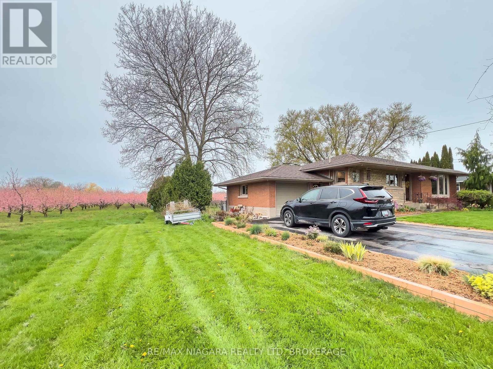 Property at 1802 FOUR MILE CREEK ROAD image 3