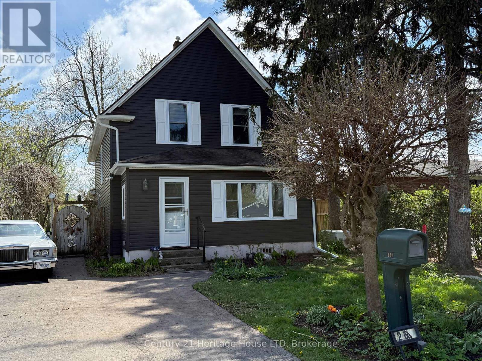 Property at 264 HENRIETTA STREET image 1