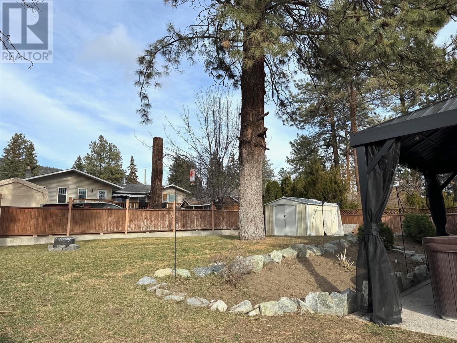 2075 Parker Drive, Merritt, BC V1K1J2