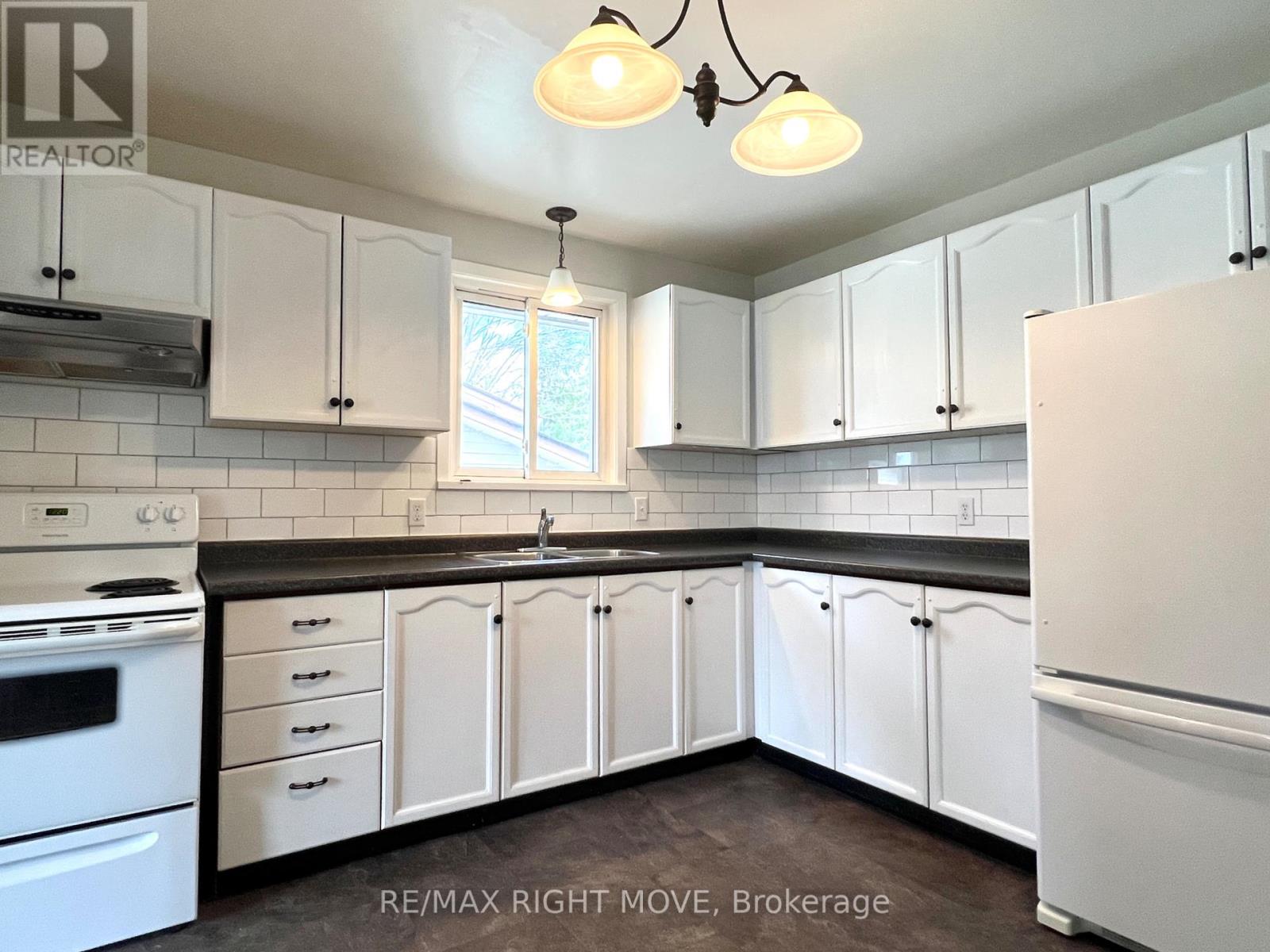 Property at 8 MARLISA DRIVE image 2