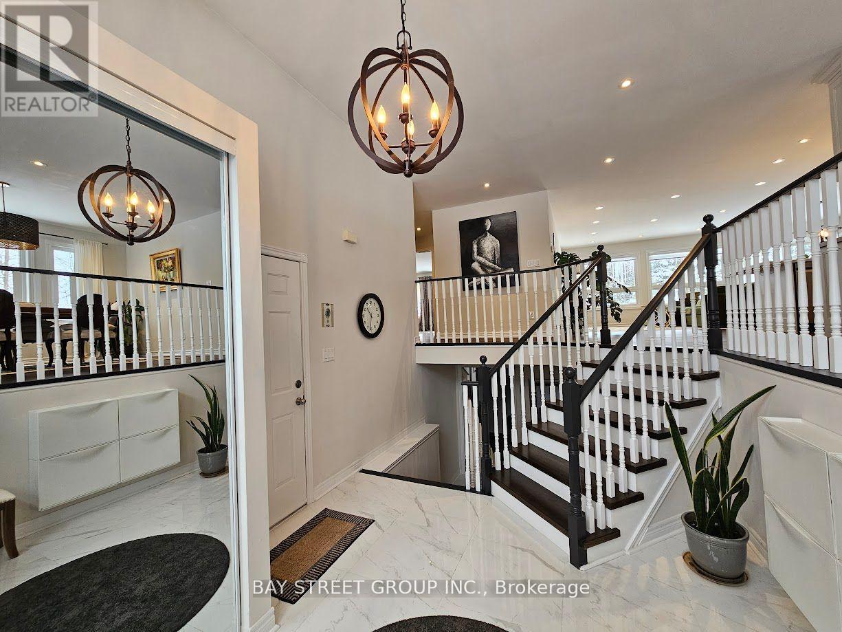 Property at 469 RAMBLEWOOD DRIVE image 3