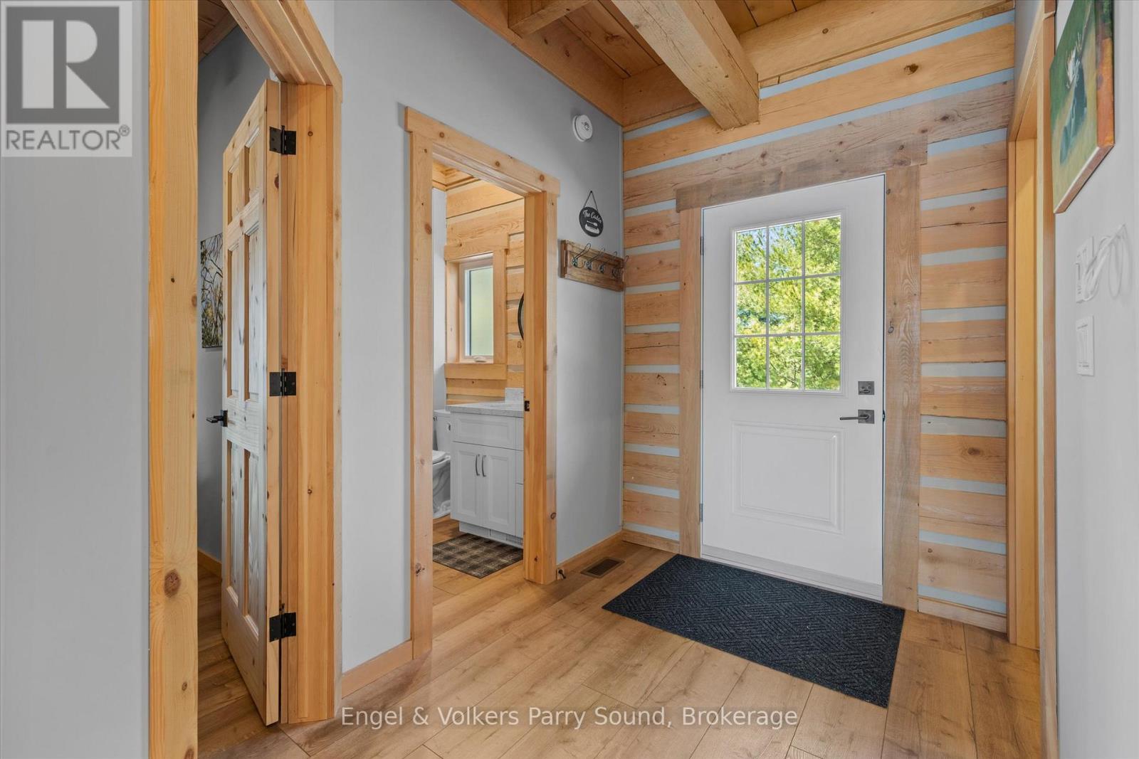201 Loch Erne Road, Parry Sound, Ontario  P2A 2W7 - Photo 2 - X12124943