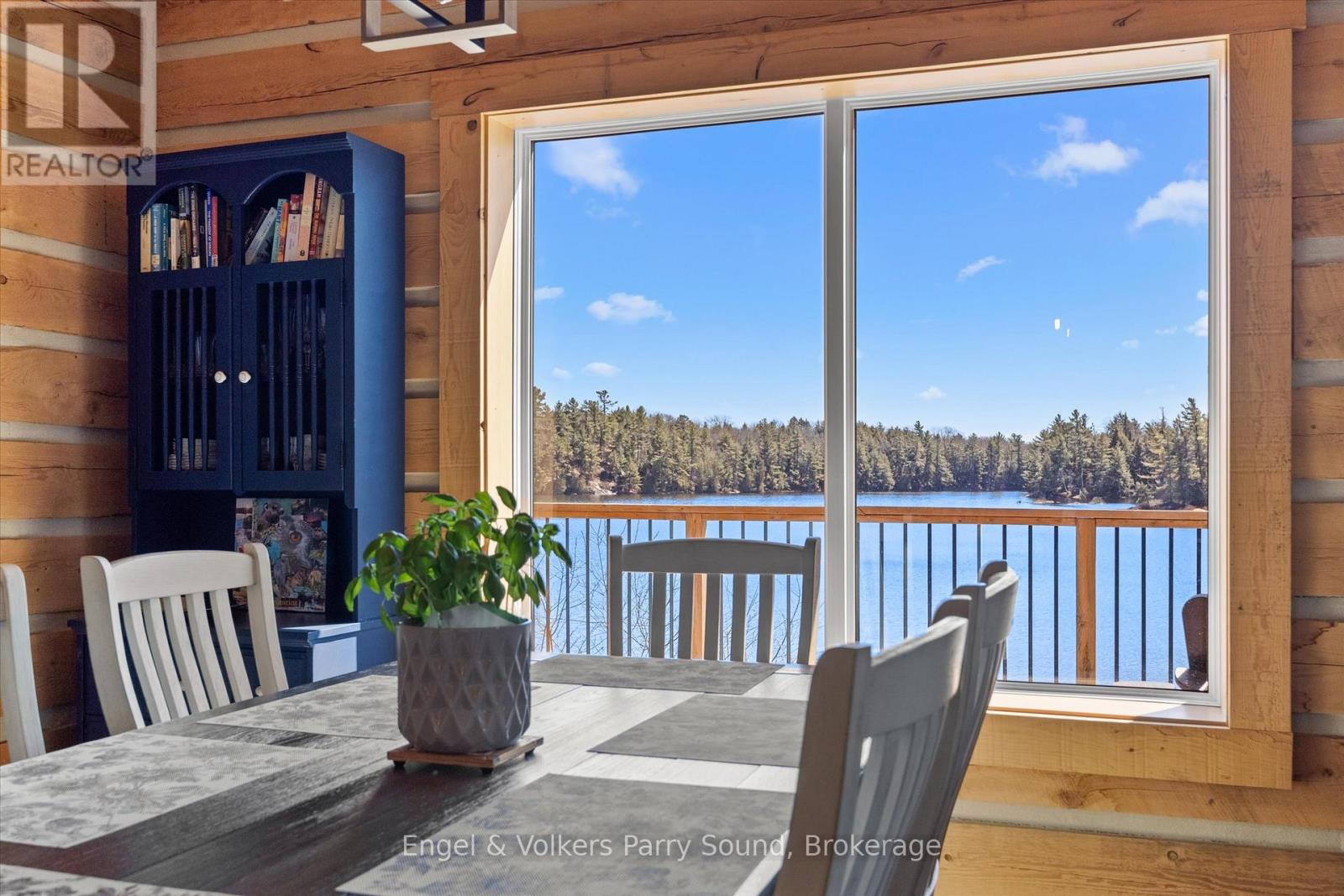 201 Loch Erne Road, Parry Sound, Ontario  P2A 2W7 - Photo 4 - X12124943