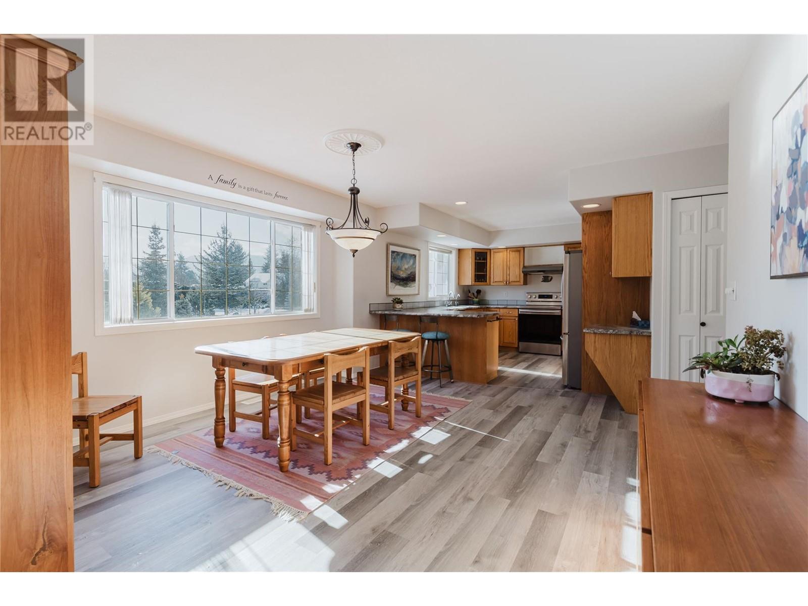 367 Oriole Way, Barriere, British Columbia  V0E 1E0 - Photo 10 - 10334422