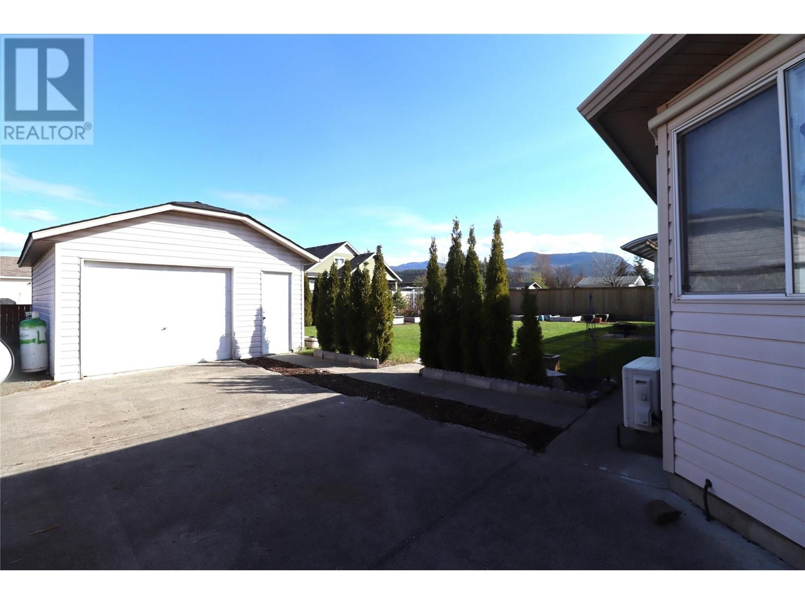 367 Oriole Way, Barriere, British Columbia  V0E 1E0 - Photo 33 - 10334422