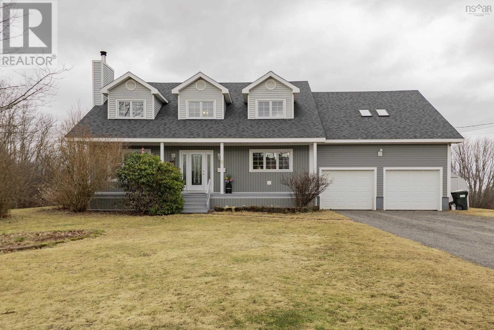 6 Arlington Avenue, Amherst, Nova Scotia