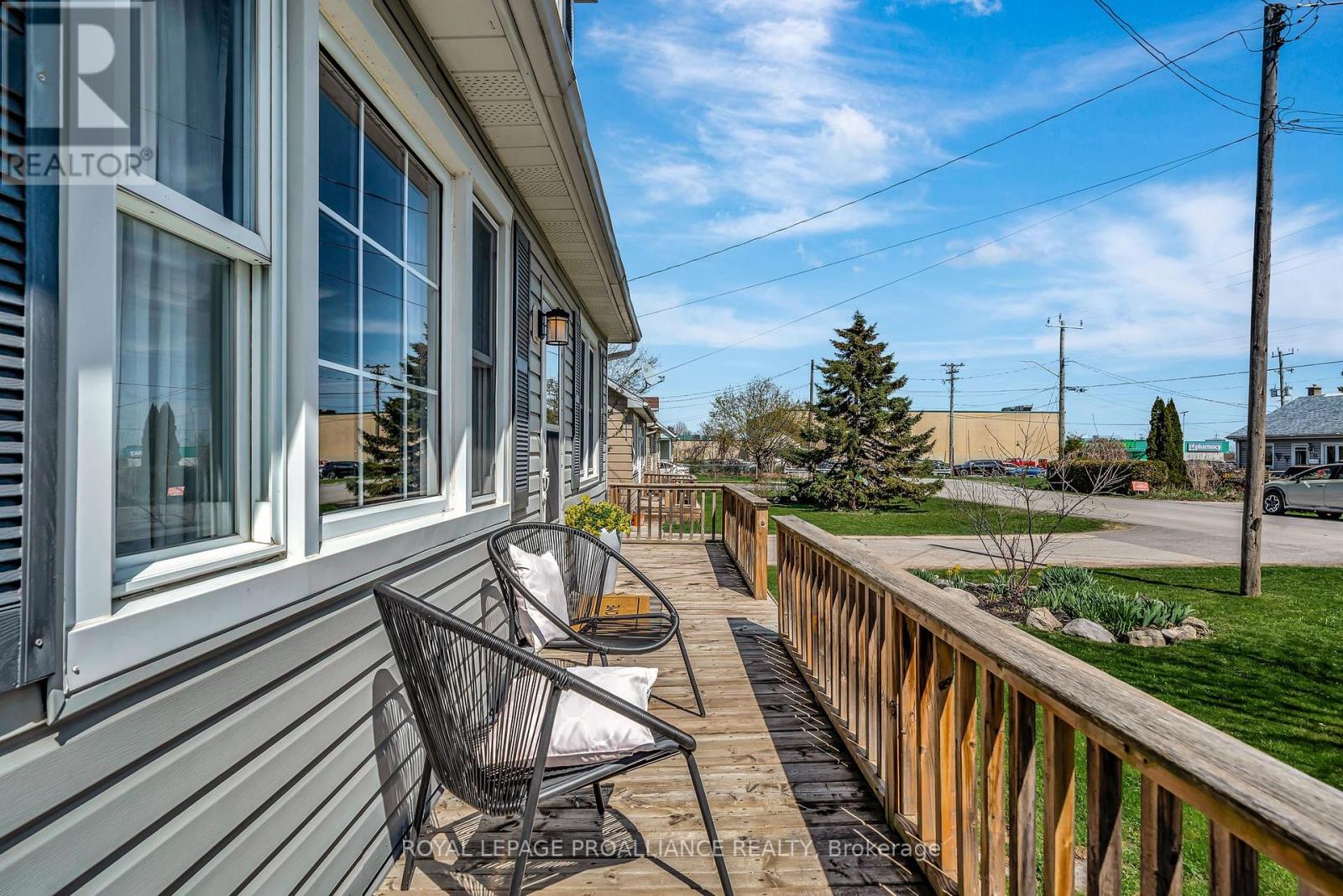 108 Karl Street, Belleville, Ontario  K8N 1J9 - Photo 6 - X12124833