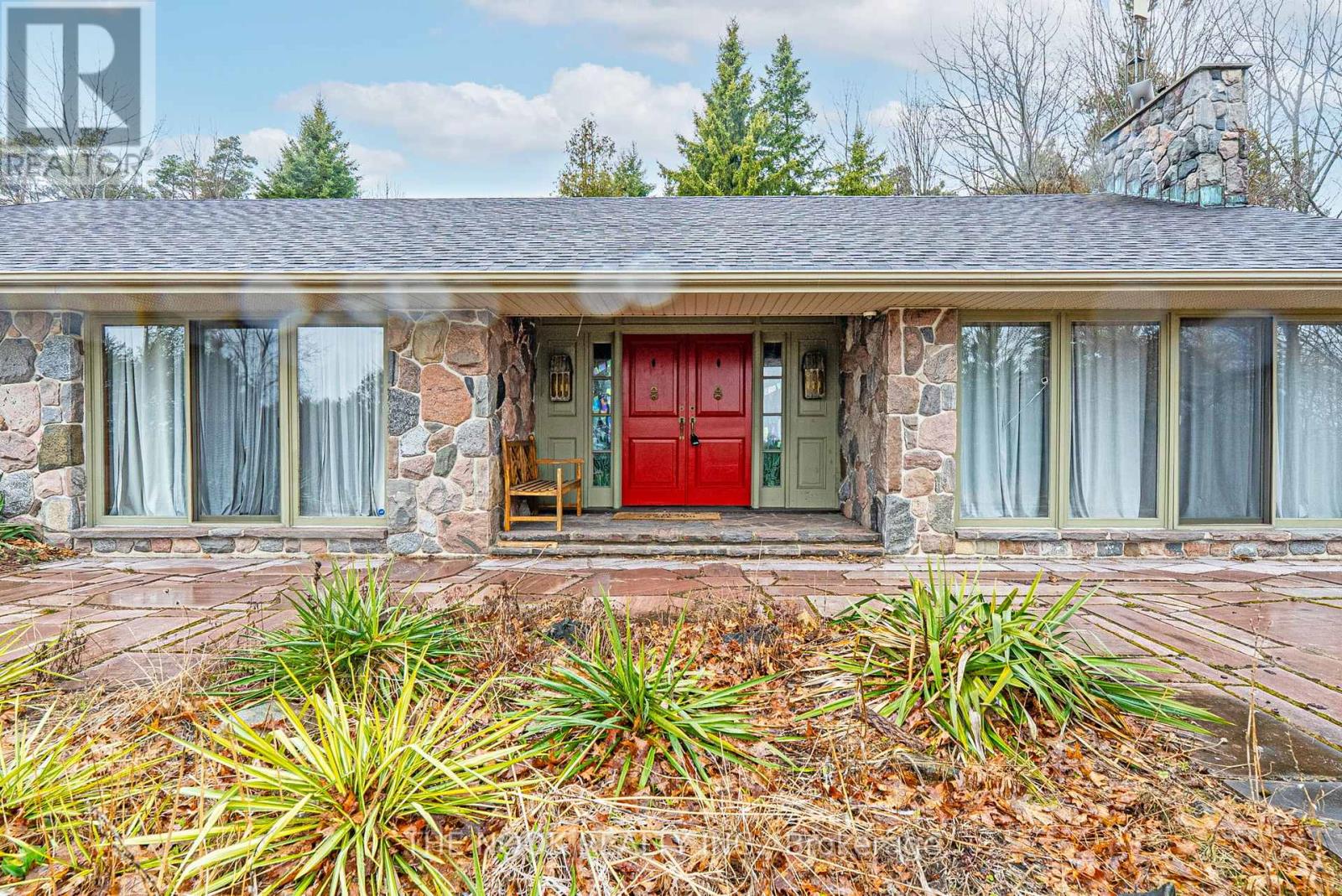 Property at 41 HILLVIEW ROAD image 4