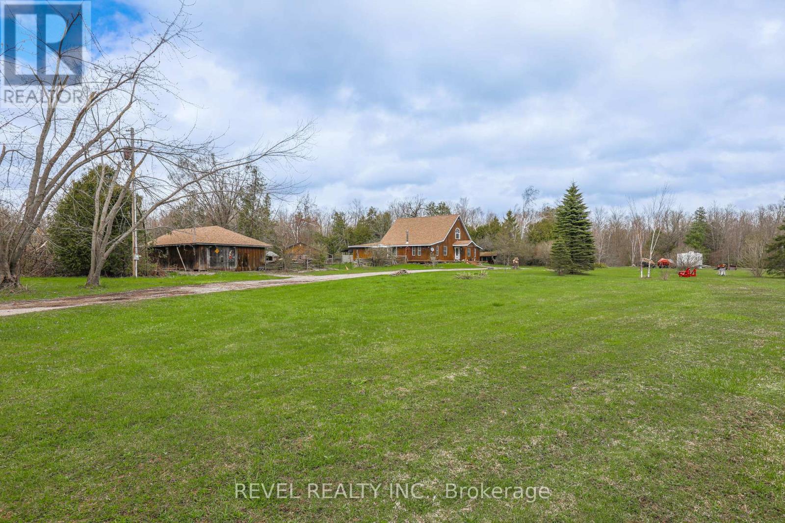 Property at 152 PLEASANT PT ROAD image 2