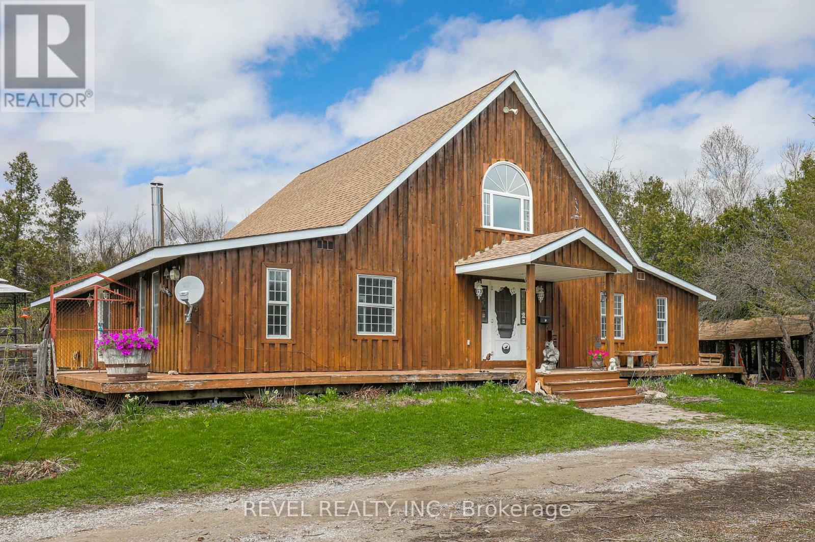152 Pleasant Pt Road, Kawartha Lakes, Ontario  K0M 1L0 - Photo 3 - X12124929