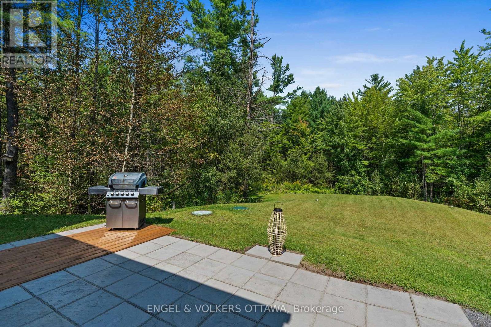 108 Edith Margaret Place, Ottawa, Ontario  K2W 1A8 - Photo 40 - X12124928