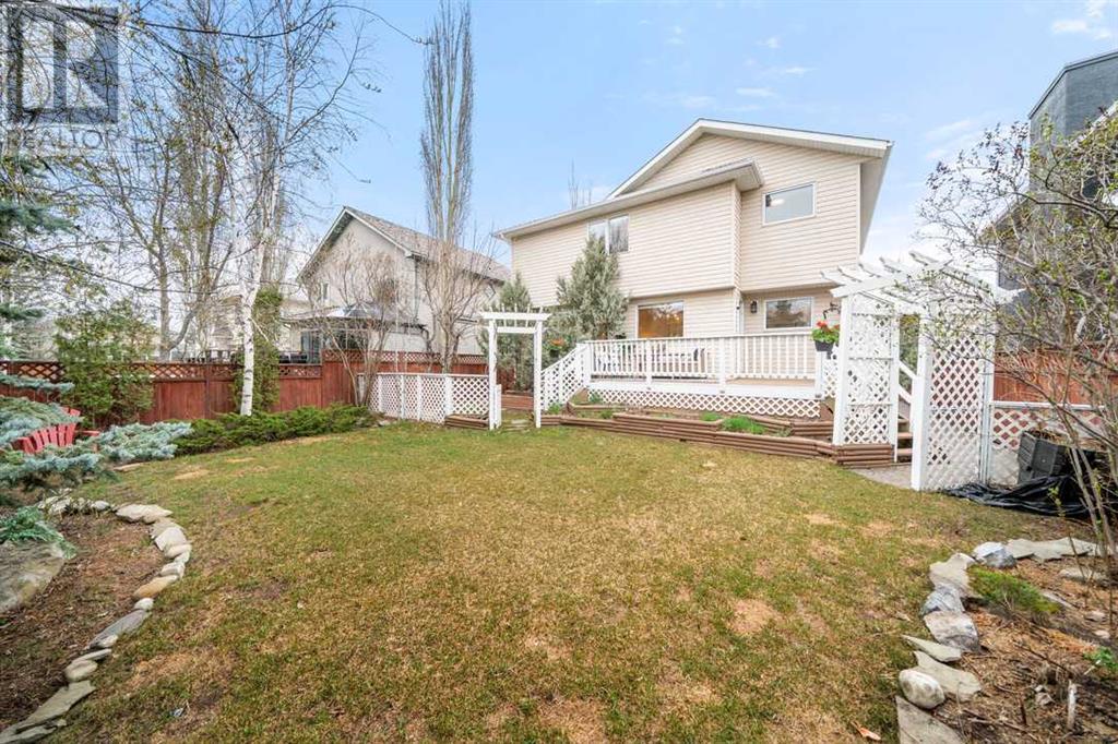 11066 Valley Springs Road Nw, Calgary, Alberta  T3B 5S6 - Photo 39 - A2216375