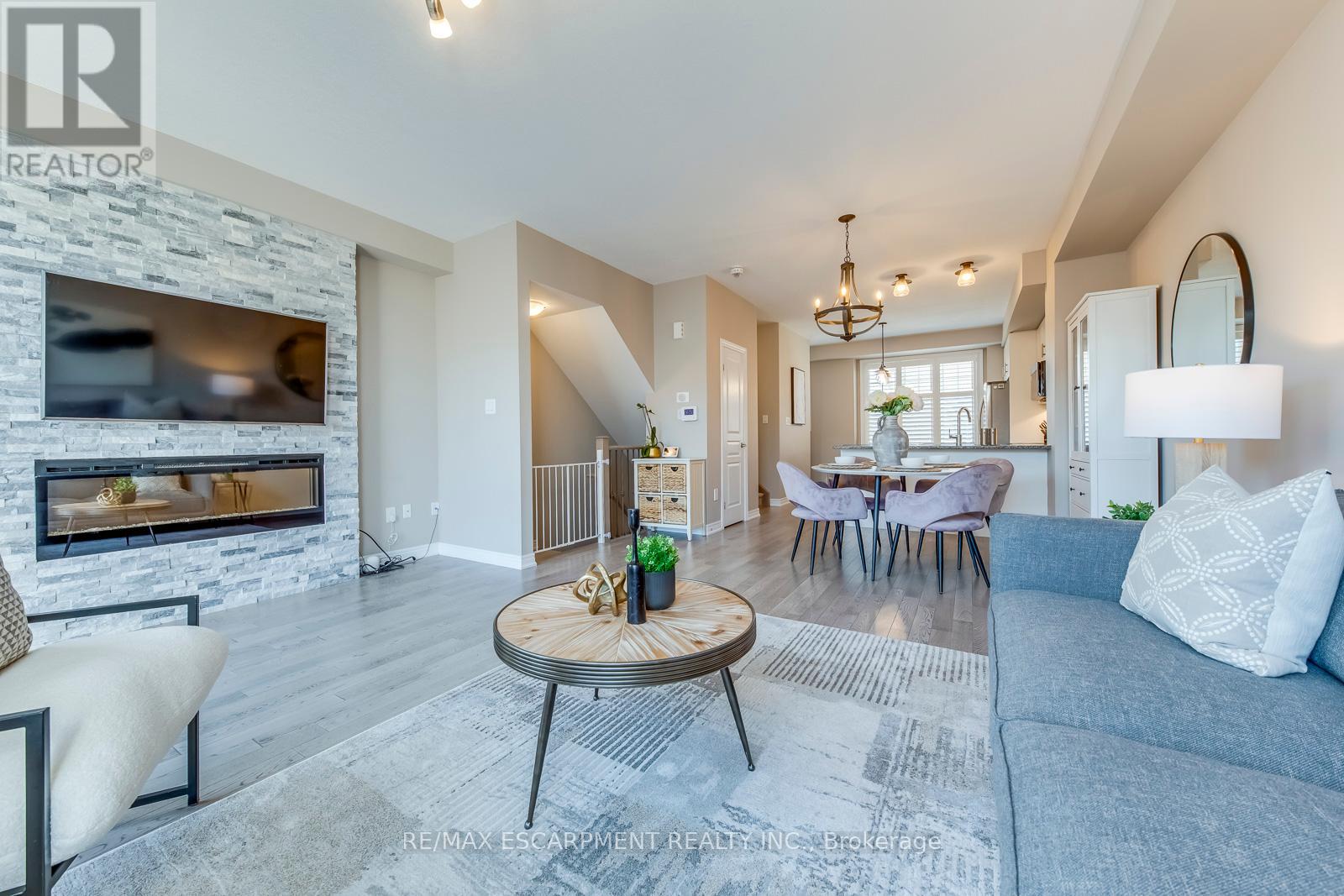 386 Belcourt Common, Oakville, Ontario  L6H 0R1 - Photo 16 - W12124760