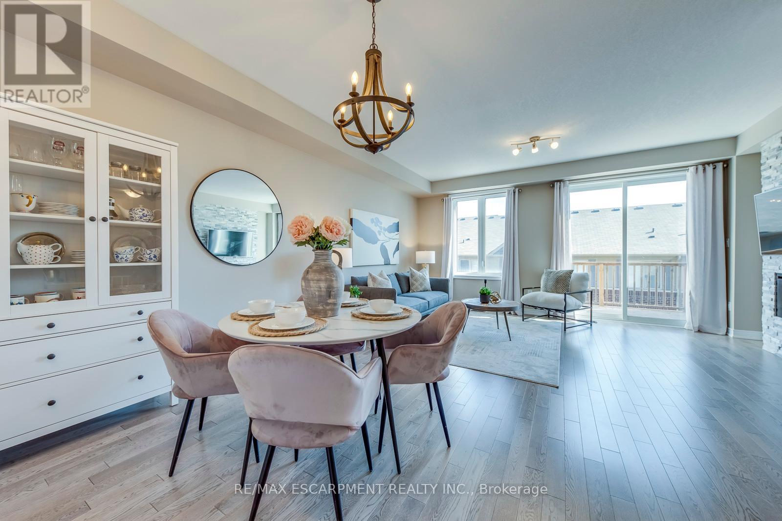 386 Belcourt Common, Oakville, Ontario  L6H 0R1 - Photo 19 - W12124760
