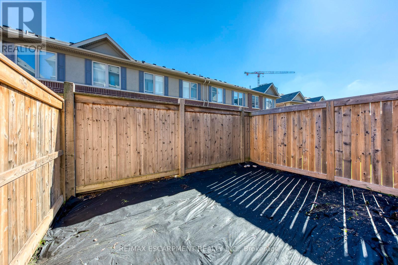 386 Belcourt Common, Oakville, Ontario  L6H 0R1 - Photo 21 - W12124760