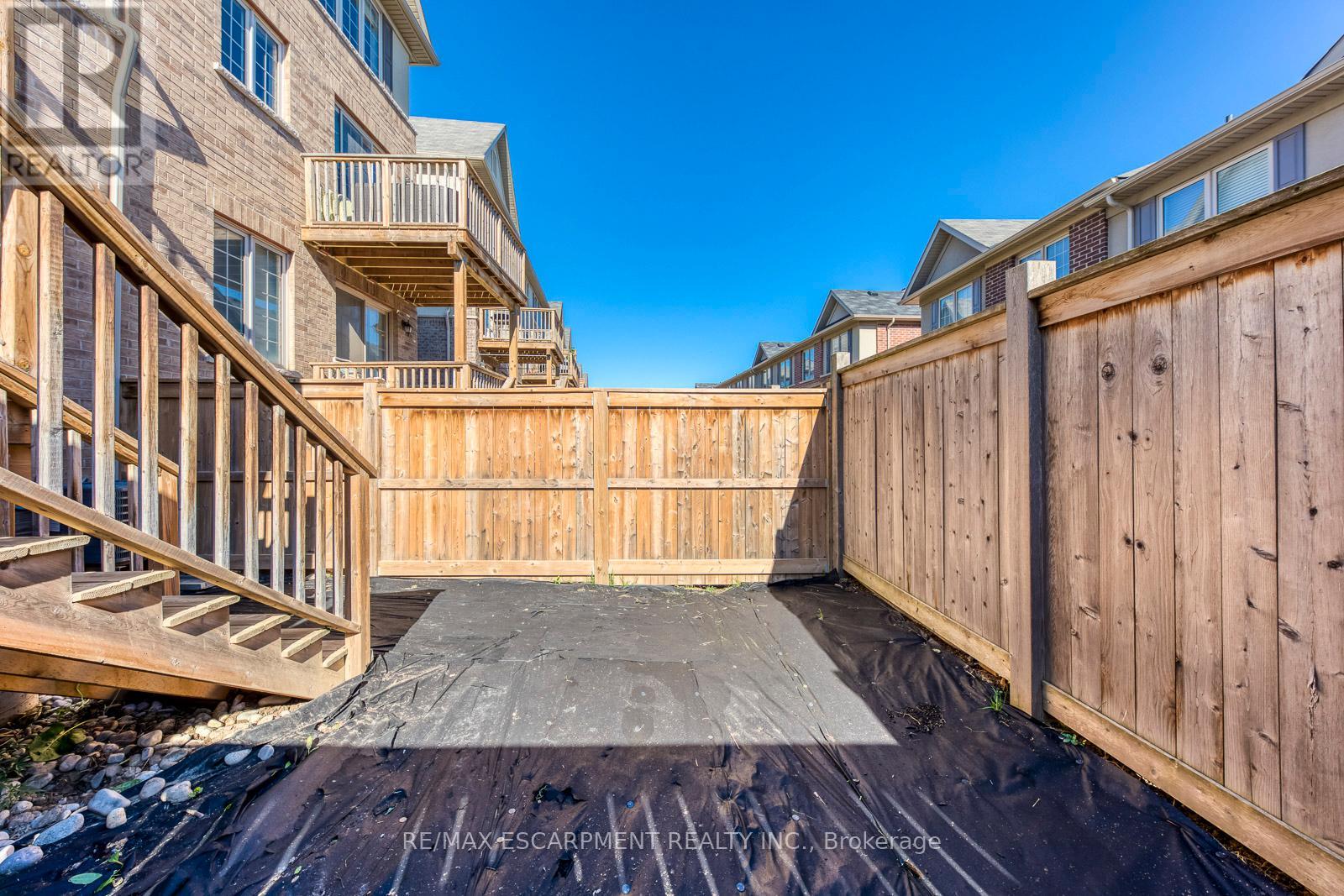 386 Belcourt Common, Oakville, Ontario  L6H 0R1 - Photo 22 - W12124760