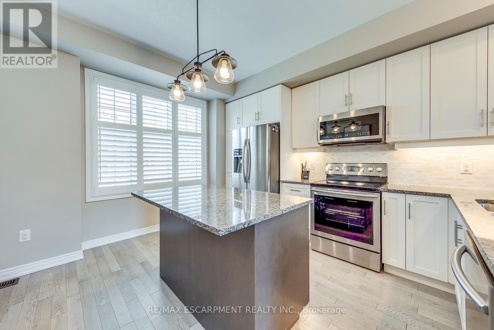 386 Belcourt Common, Oakville, Ontario  L6H 0R1 - Photo 23 - W12124760