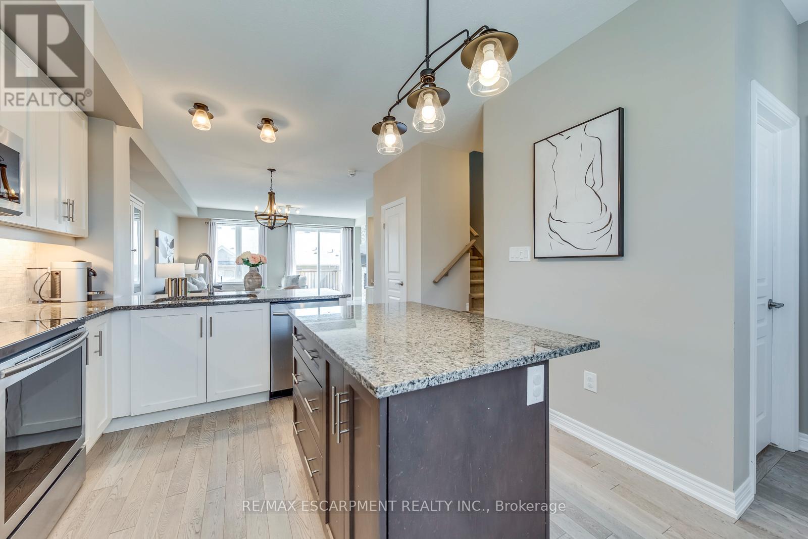 386 Belcourt Common, Oakville, Ontario  L6H 0R1 - Photo 27 - W12124760