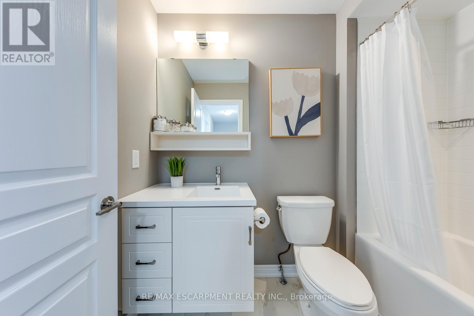 386 Belcourt Common, Oakville, Ontario  L6H 0R1 - Photo 40 - W12124760