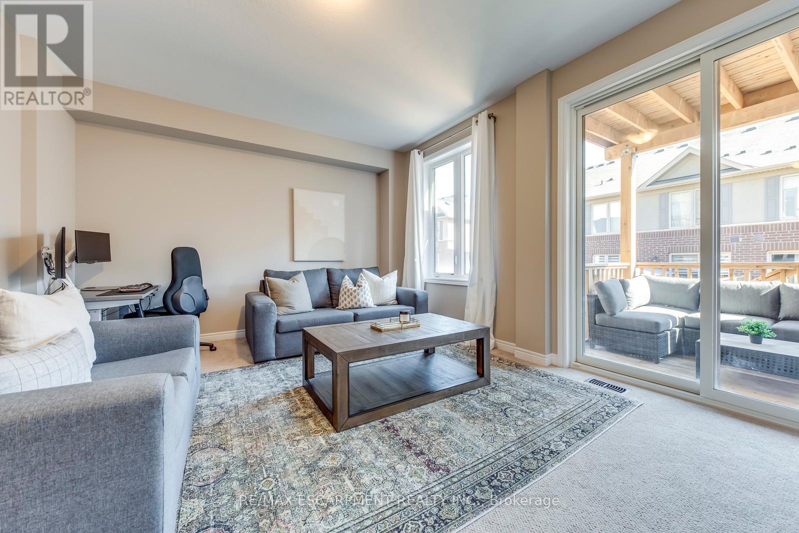 386 Belcourt Common, Oakville, Ontario  L6H 0R1 - Photo 5 - W12124760