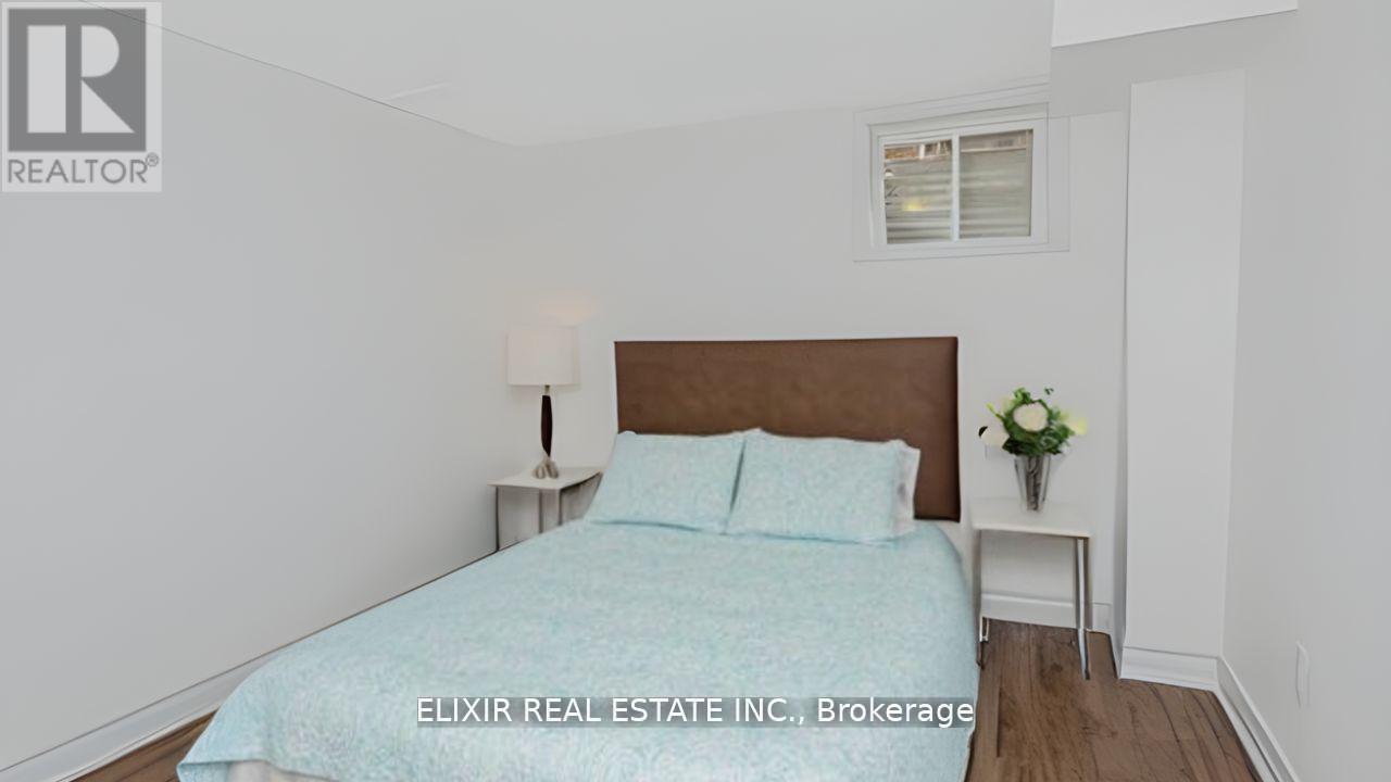 92 Enford Crescent, Brampton, Ontario  L7A 4C6 - Photo 4 - W12124802