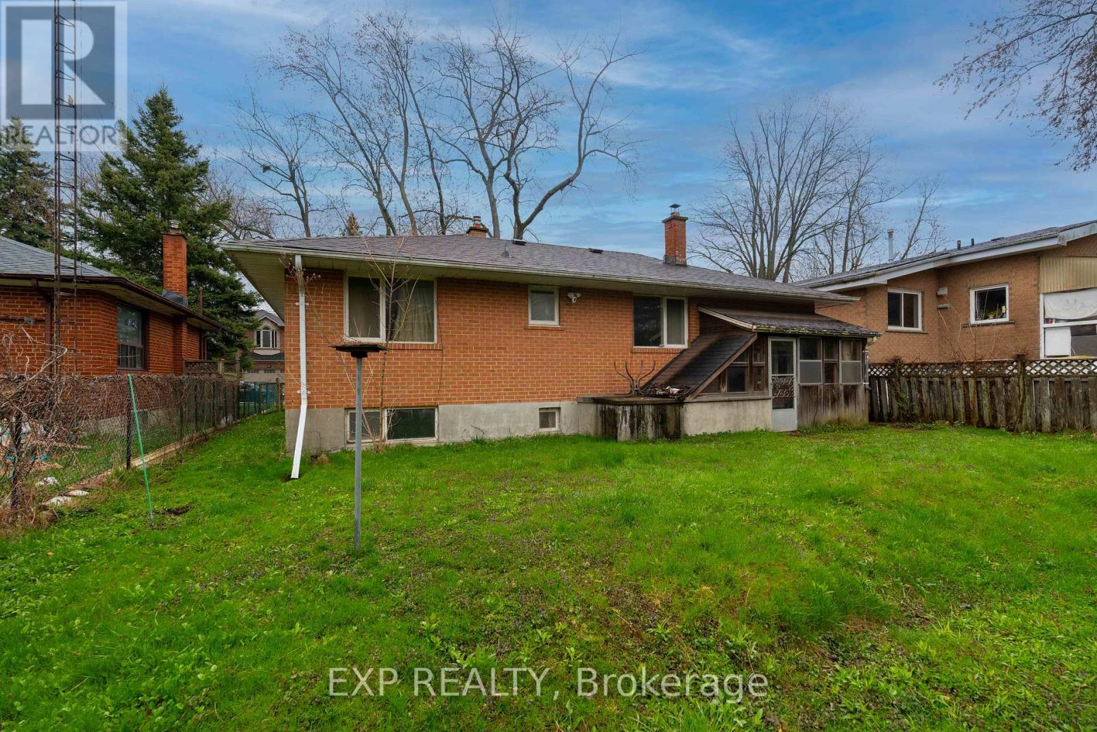 893 Eighth Street, Mississauga, Ontario  L5E 1R3 - Photo 31 - W12124814