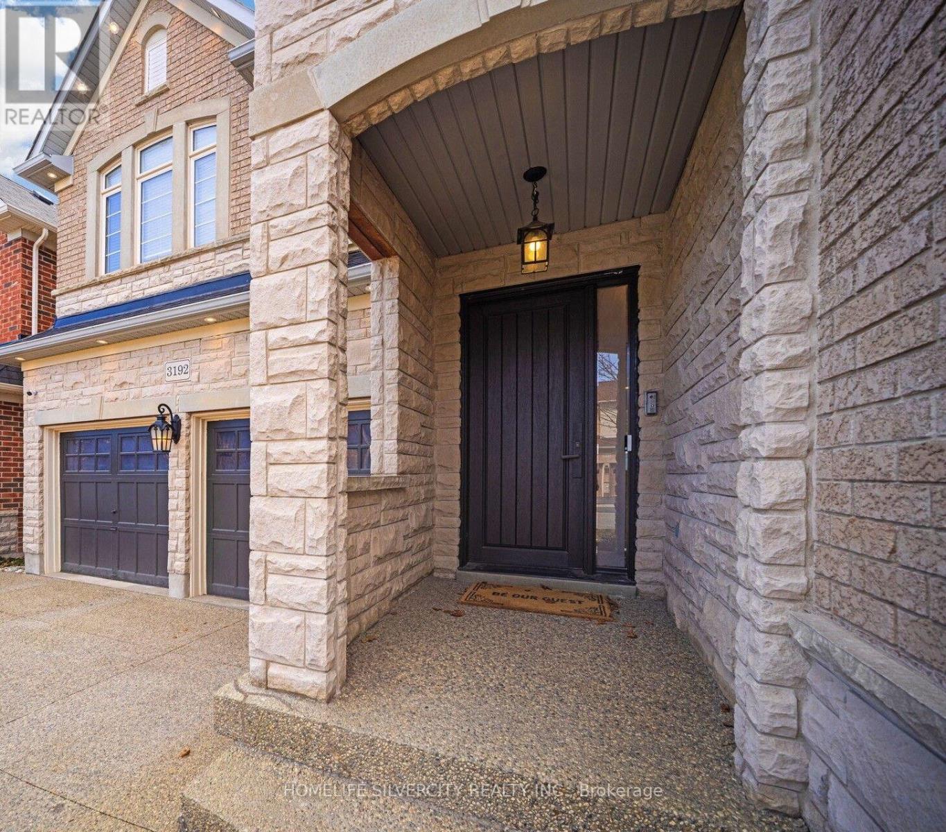 Property at 3192 SORRENTO CRESCENT image 3