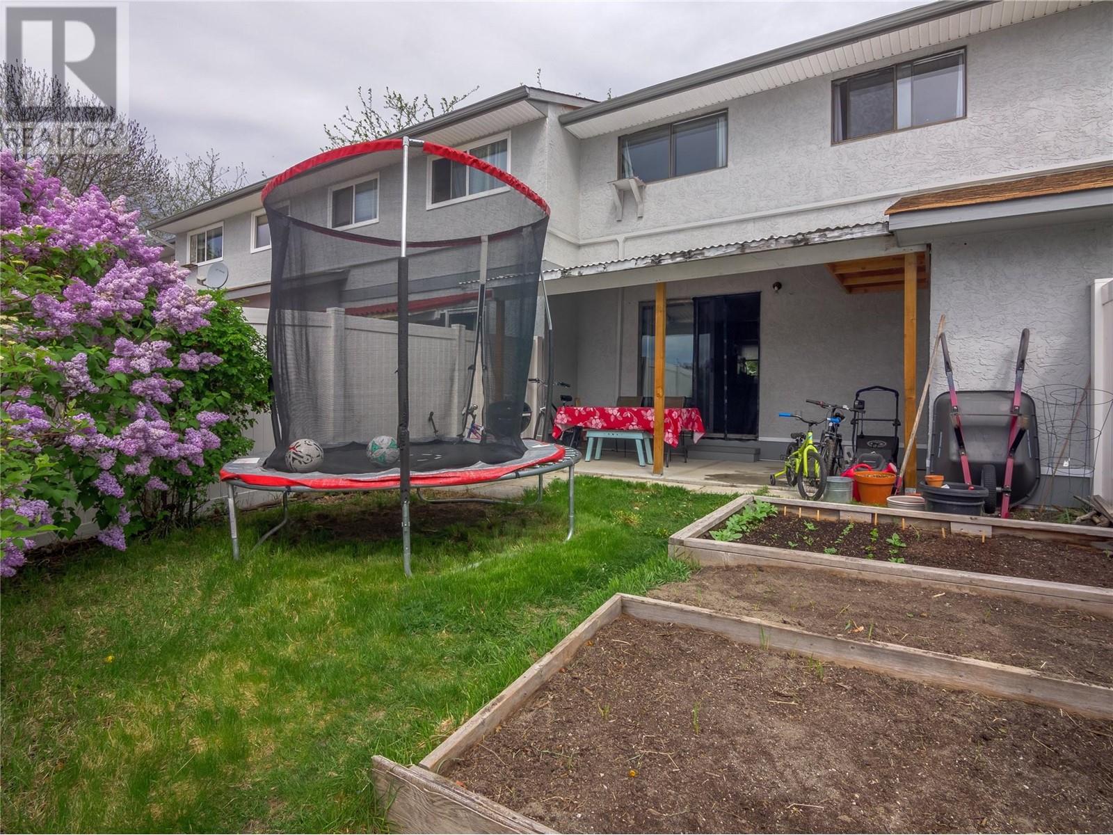 3099 South Main Street 40, Main South, Penticton by Norm Davies Okanagan Real Estate 3099 South Main Street 40, Main South, Penticton