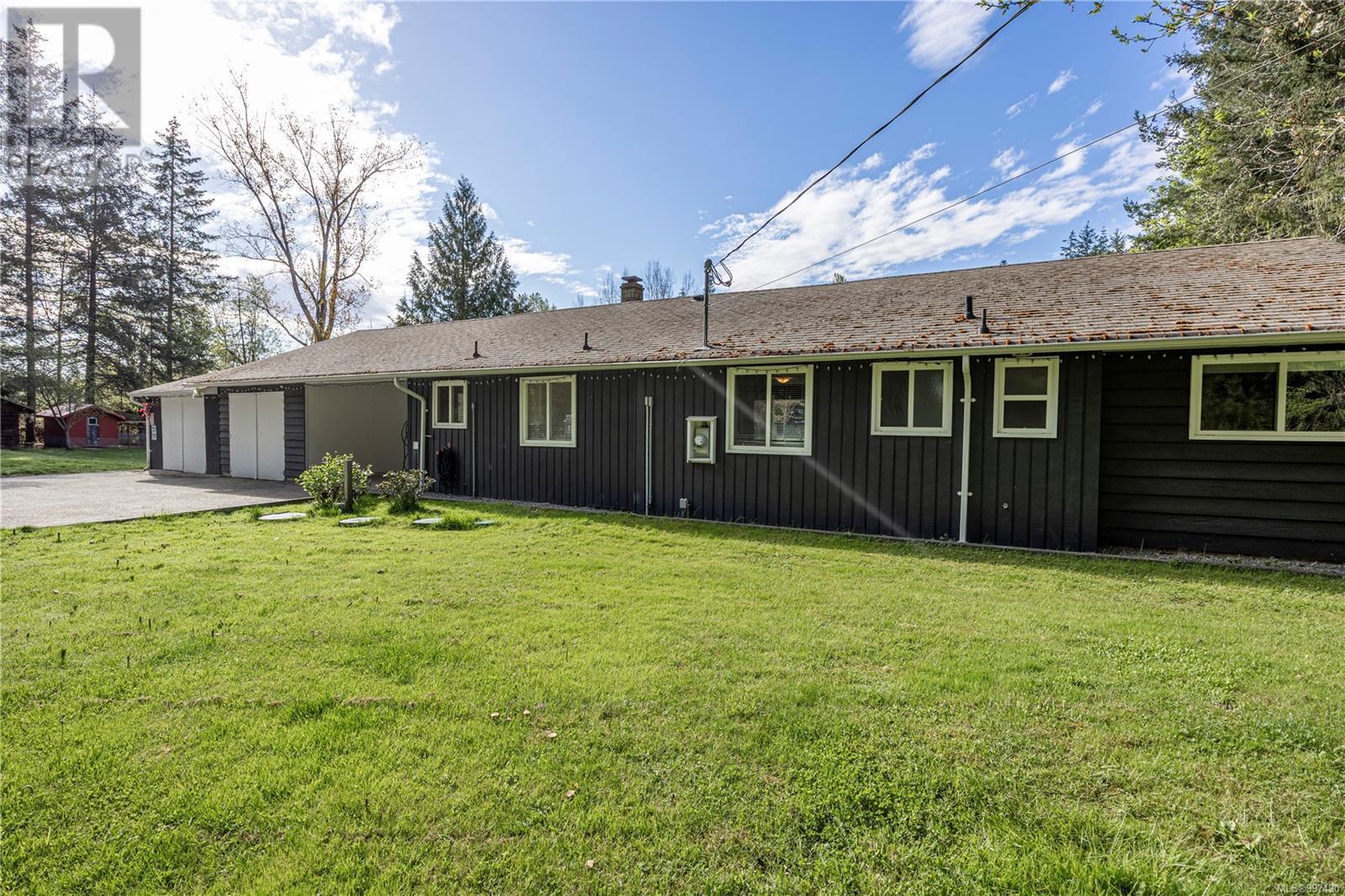2910 Palmer Rd, Coombs, British Columbia
