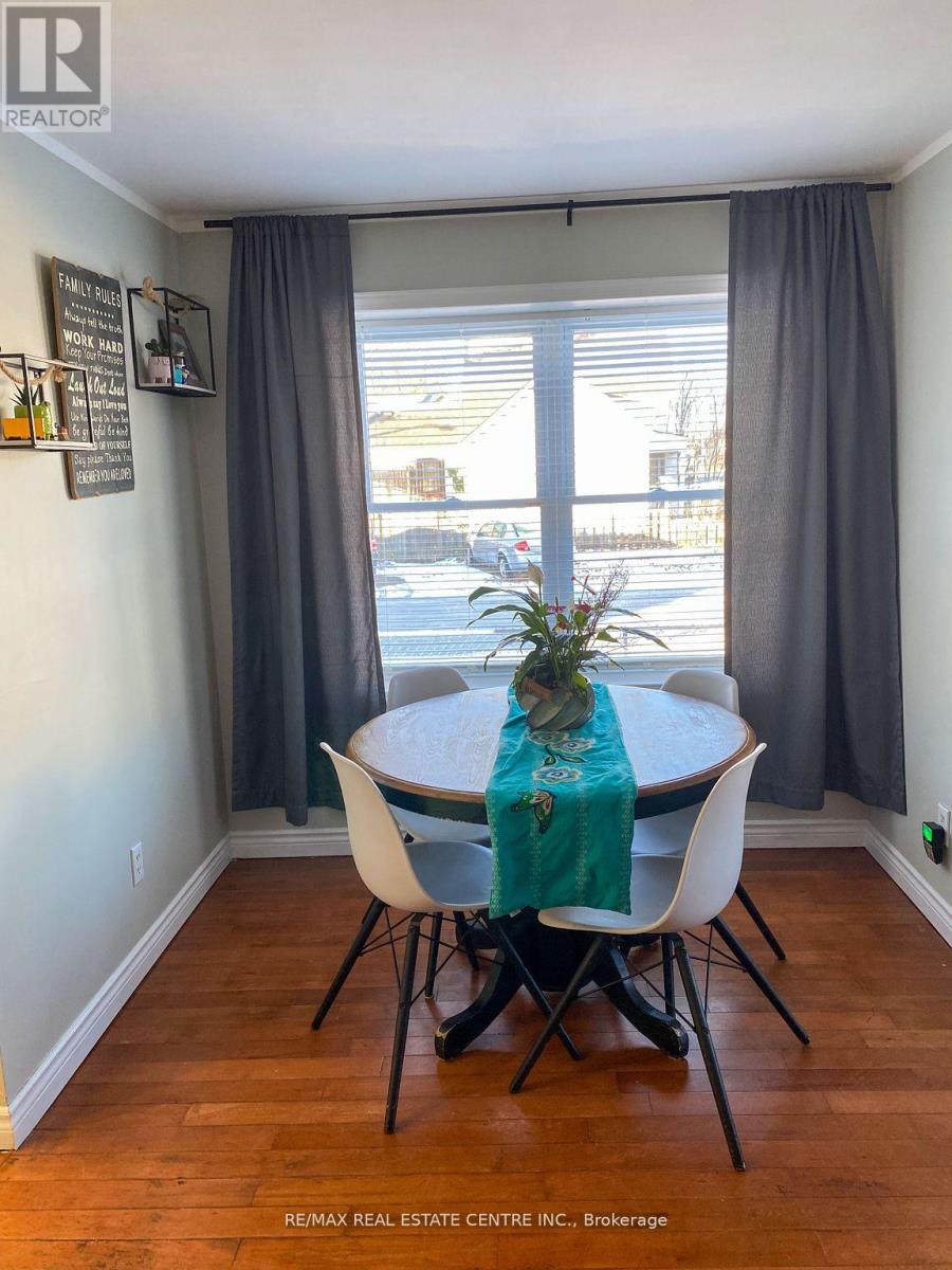 Property at 664 WALLACE STREET image 5
