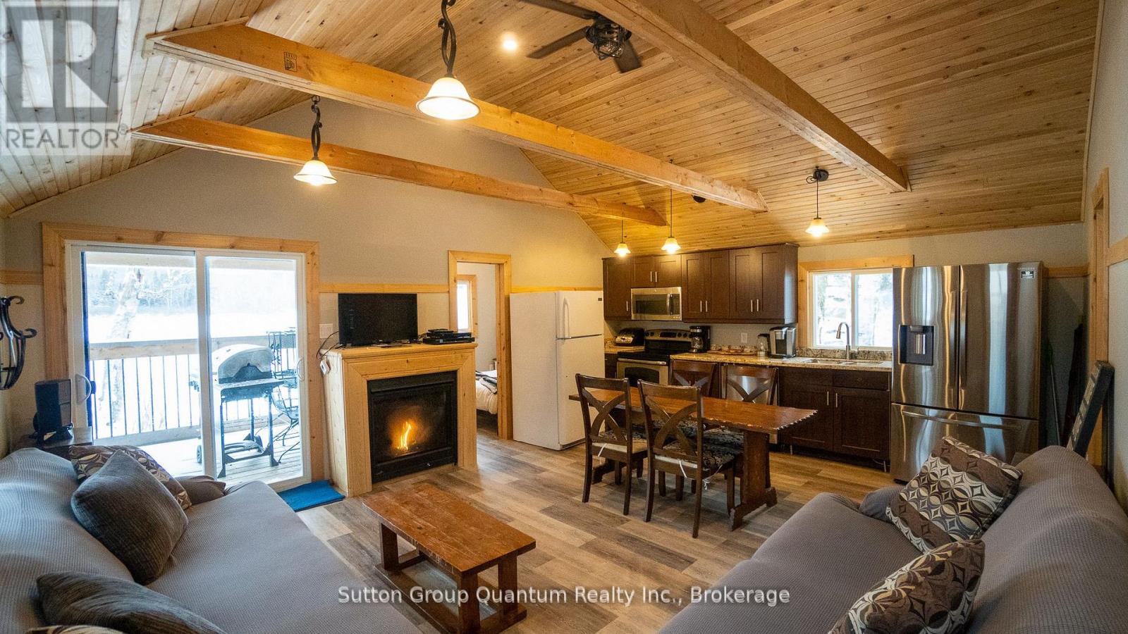 3 Woodland Lane, Magnetawan, Ontario  P0A 1P0 - Photo 18 - X12124055