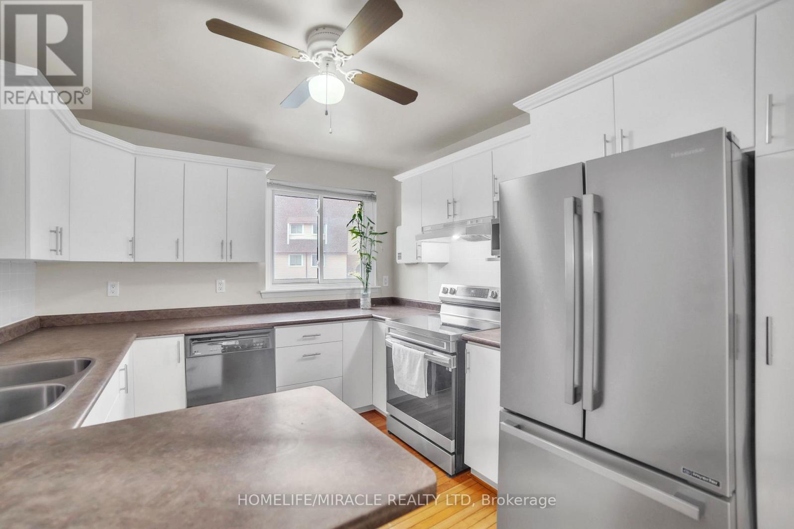 22 Rosset Crescent, Brampton, Ontario  L6X 2R3 - Photo 18 - W12123951