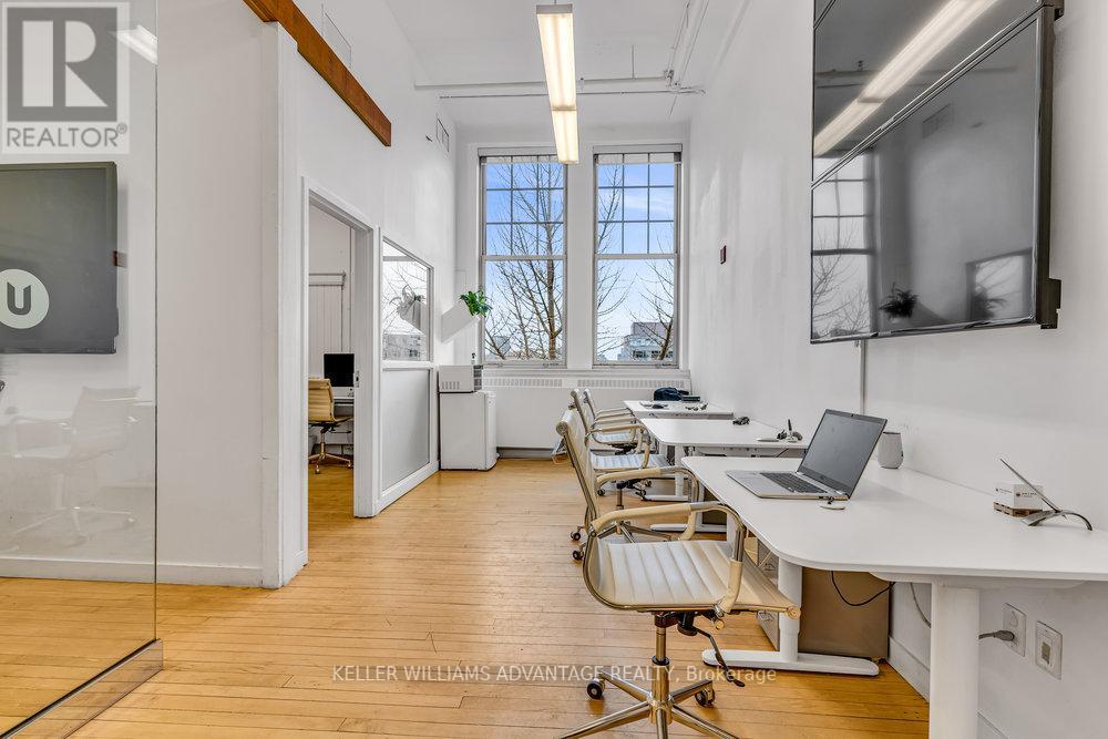 306 - 180 Shaw Street, Toronto (Trinity-Bellwoods), Ontario  M6J 2W5 - Photo 9 - C12124853
