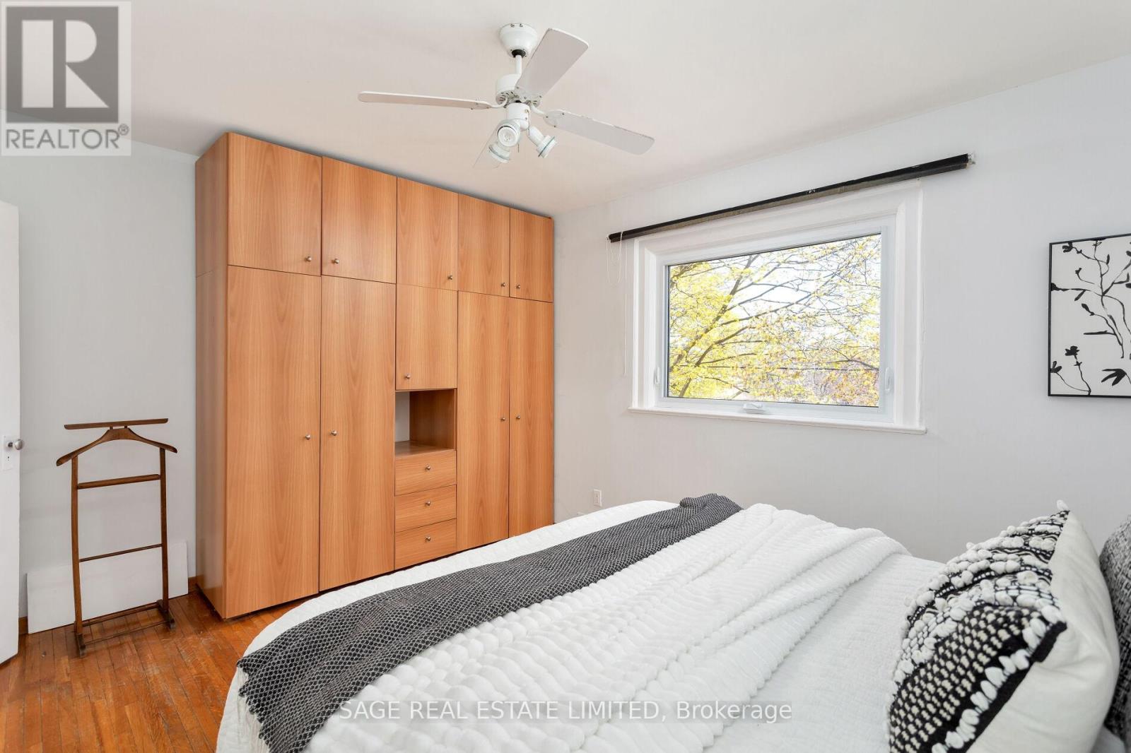 30 Alameda Avenue, Toronto, Ontario  M6C 3W2 - Photo 24 - C12124885